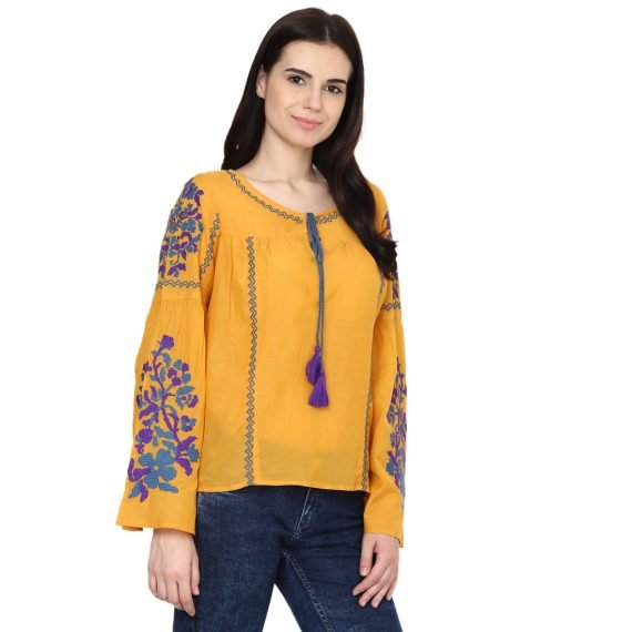 aesmarize #Aesmarizelogo #Aesmarize #aesmarize.com #aesmarizeimages #aesmarizpics aesmarize.com Dobby Bell-sleeve Printed Top#Aesmarizelogo #Aesmarize #aesmarize.com #aesmarizeimages #aesmarizpics aesmarize.com Embroidery Bell Sleeve Top